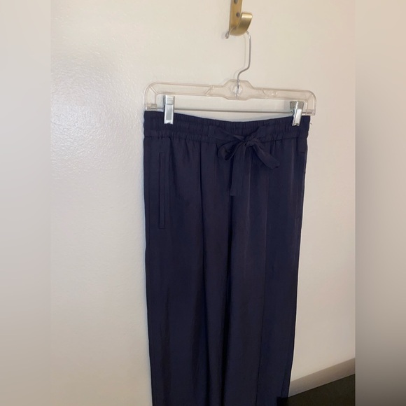 Vince Women's Front Tie Pull On Trouser Pants Wide Leg Navy Size XS Workwear - Picture 3 of 5